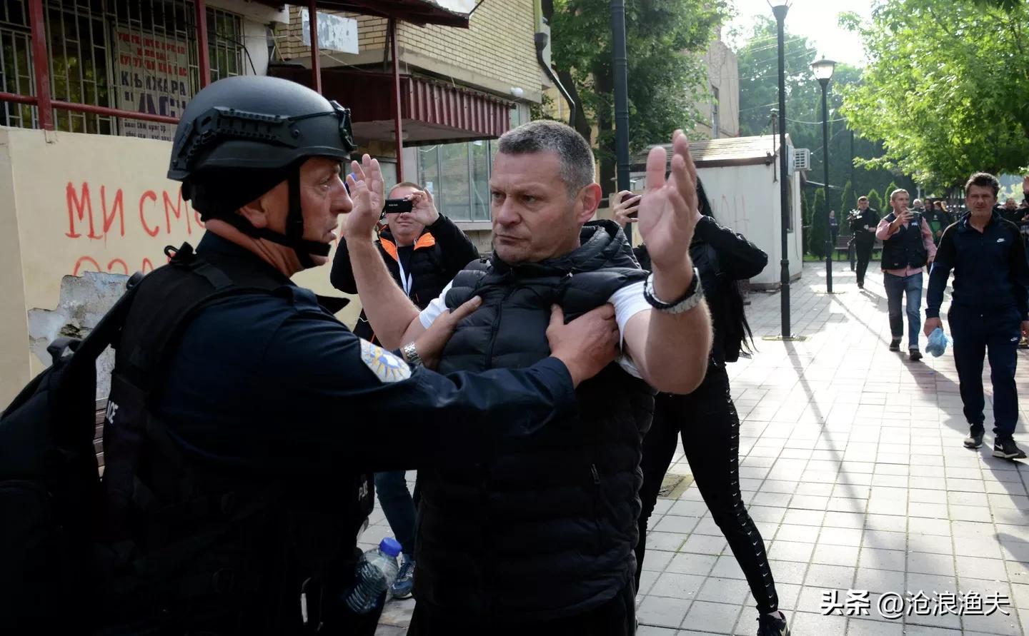 科索沃上诉机构推翻了对塞族政党的禁令，允许其参加议会选举