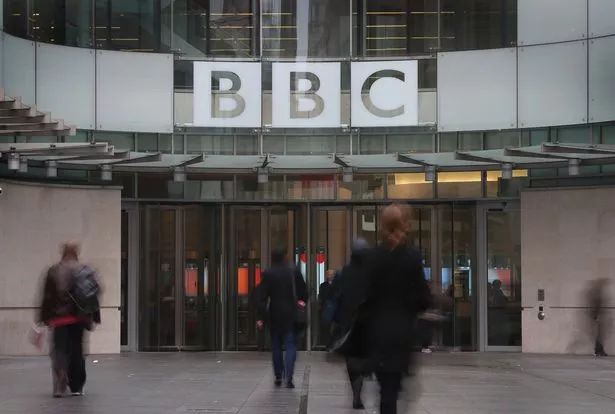 英国广播公司(BBC)新闻频道在收视率暴跌后进行了改组，播出时间被削减了一半