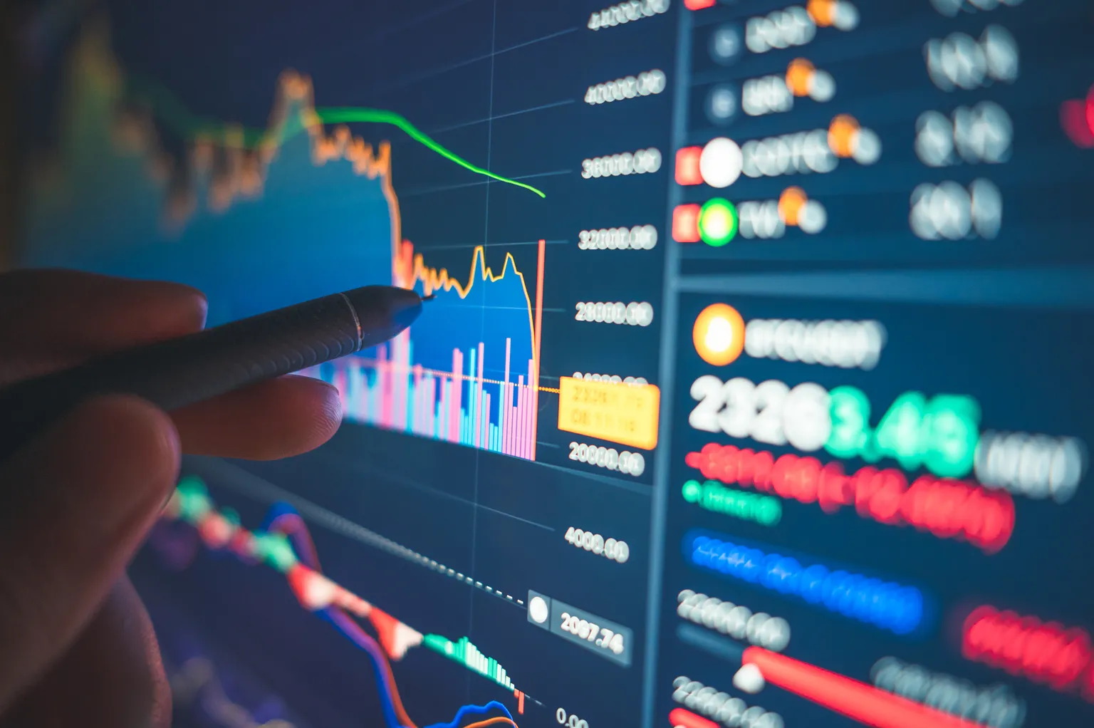 标准普尔500指数结束5个月的涨势：分析10月份的低迷