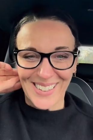 在重新曝光的视频中，阿曼达·阿宾顿在严格的彩排后滔滔不绝地谈论乔瓦尼·佩尼斯