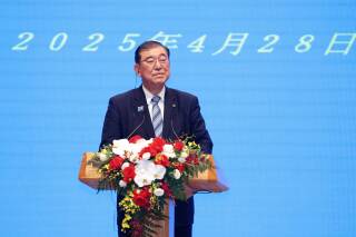 日本首相石破茂将讨论中国在争议海域的侵略行为以及美国对菲律宾的关税