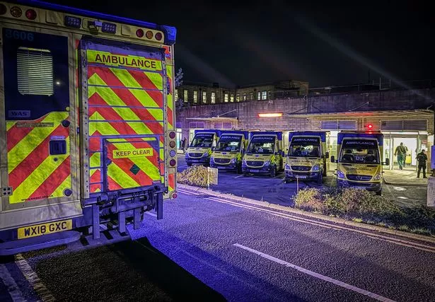 民意调查显示，公众对工党拯救医疗服务感到不耐烦，对NHS的担忧日益加剧