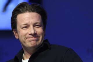 厨师杰米·奥利弗（Jamie Oliver）的儿童书在澳大利亚原住民发出冒犯之声后被撤下