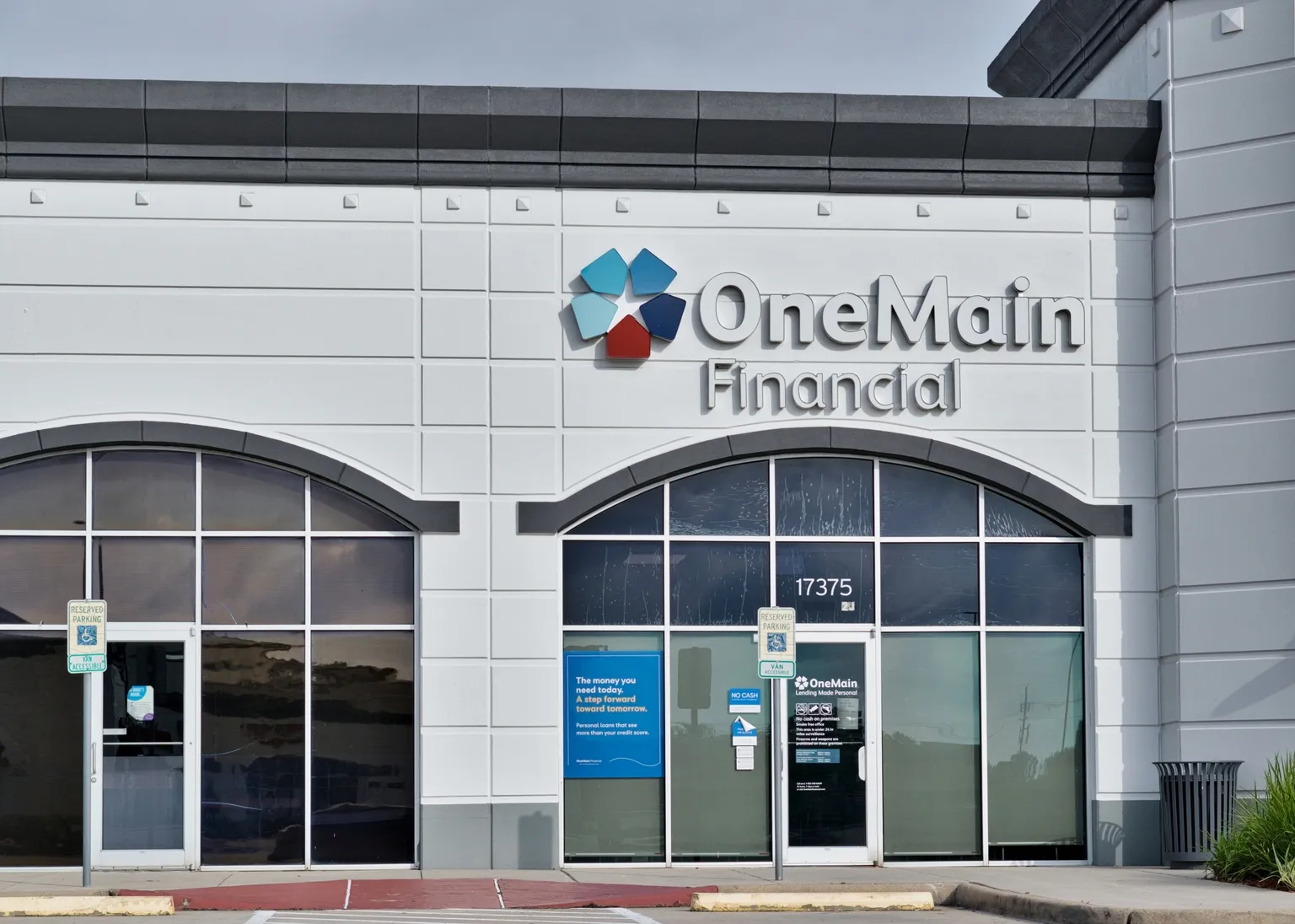 OneMain控股公司第三季度业绩强劲,缓解信贷损失担忧