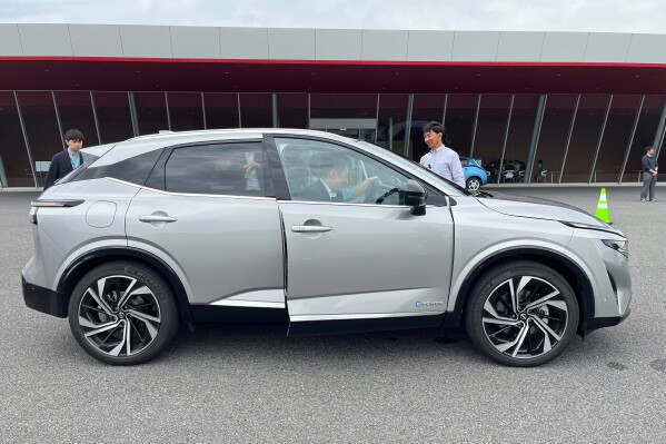 陷入困境的日本汽车制造商日产（Nissan）对混合动力电动汽车技术寄予厚望